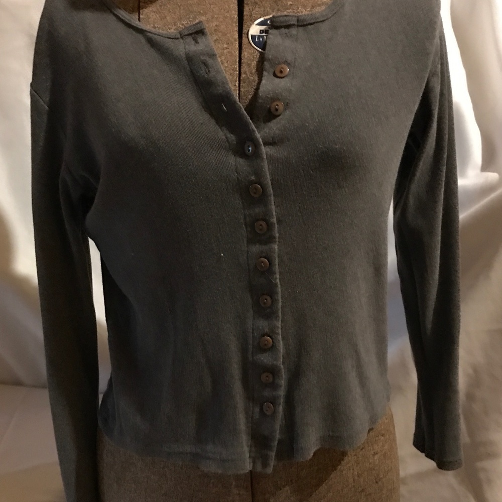 Sweaters - Picture 15 of 15